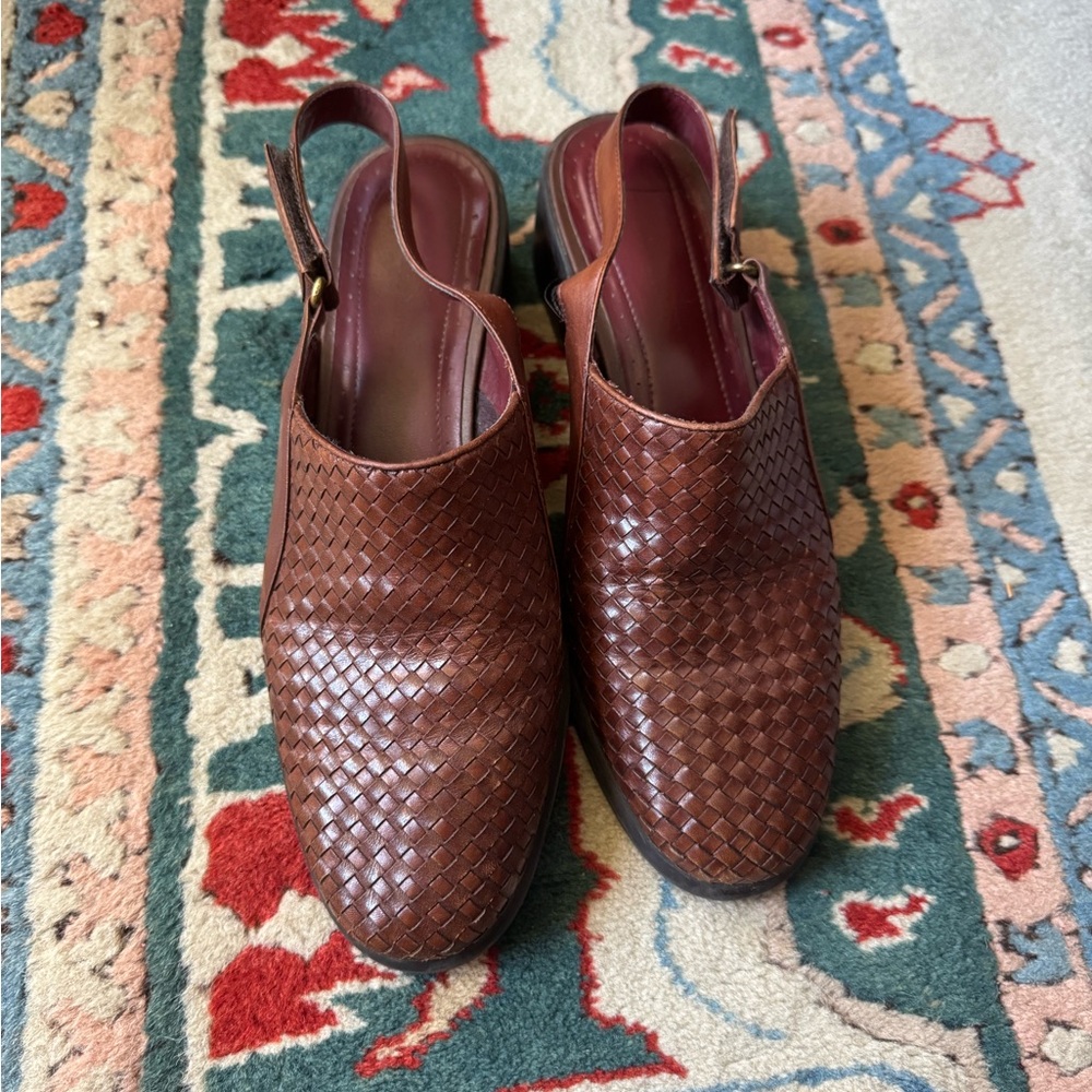 Naturalizer Leather Brown Woven Slingback Shoes
